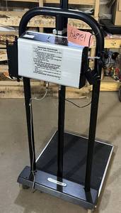 lot 34 image: Healthometer Digital Readout Platform Scale With Height Measuring Tool & Grab Bar For Patients With Balance Issues - Good Working Condiiton 