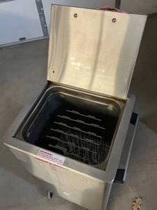lot 54 image: MSRP $1500 Chattanooga SS-2 Hydrocollator Hot Pack Heater Mobile Heating Unit -&nbspTherapeutic Moist Heat Is Able To Relax The Muscles & Nerves Without Drawing Up Moisture From The Skin - Good Working Condition