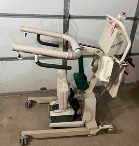 lot 68 image: MSRP $9,000&nbspEZ Way Smart Stand Sit to Stand Patient Lift 400lb Capacity Battery Powered&nbspWRemote, Sling , Battery & Charger - Great Working Condition