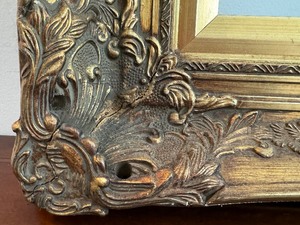 lot 71 image: Large Gilded Decorative Picture Frame