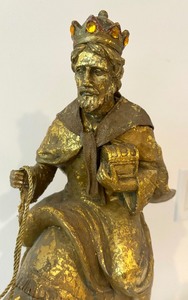 lot 106 image: Golden Wiseman on a Camel Decorative Figurine