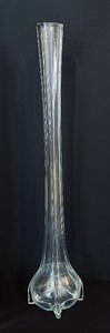 lot 122 image: Five Fine Tall Glass Vases