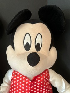 lot 170 image: Magical Mickey and Minnie Mouse Dolls