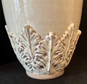 lot 182 image: Charming Vase
