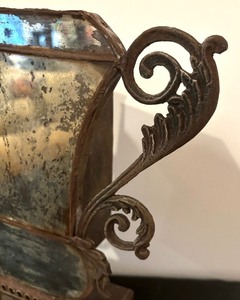 lot 212 image: Pretty Rustic Style Double Handled Vase