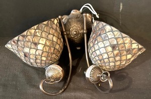 lot 306 image: Stained Glass Style Double Arm Wall Mount Light Fixture