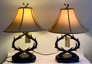 lot 275 image: Set of Rustic Style Table Lamps with Shades