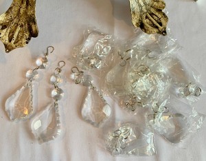 lot 285 image: Gorgeous Chandelier with Crystals by Platinum Bay