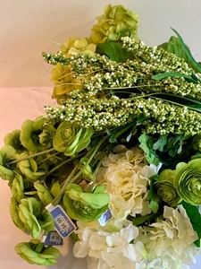 lot 257 image: Fabulous Lot of Faux Flowers