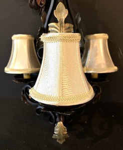 lot 327 image: Lovely Wall Mount Light Fixture
