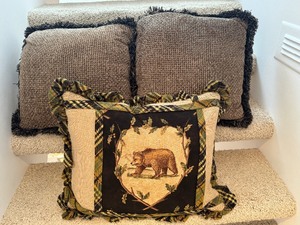 lot 414 image: Three Decorative Pillows