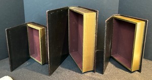 lot 337 image: Fabulous Faux Three Piece Book Set