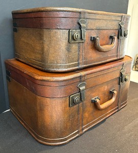 lot 344 image: Vintage Style Decorative Suitcases