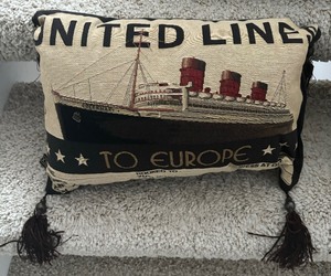 lot 350 image: Trio of Nice Accent Pillows