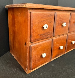 lot 382 image: Charming Wooden 8 Drawer Cabinet