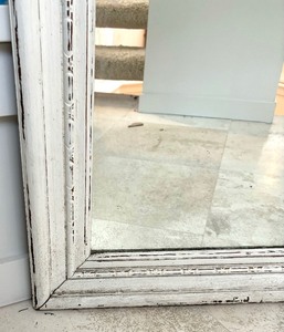 lot 419 image: White Vintage Wooden Framed Wall Mirror