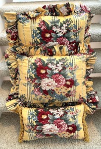 lot 423 image: Ralph Lauren Floral Comforter, Two Standard Pillows with Shams and Accent Pillow