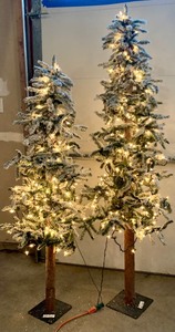 lot 499 image: Set of Flocked Pine Trees with lights