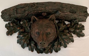 lot 482 image: Set of Rustic Bear Head Shelves
