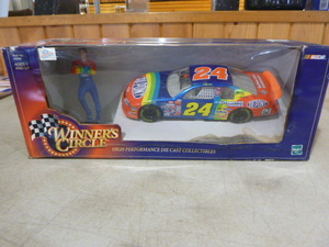 lot 37 image: Winners Circle Jeff Gordon #24 DuPont with Figurine