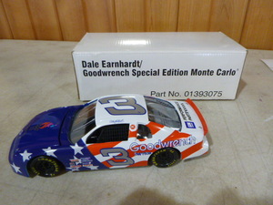 lot 41 image: Revell-Monogram Dale Earnhardt #3 Goodwrench Monte Carlo