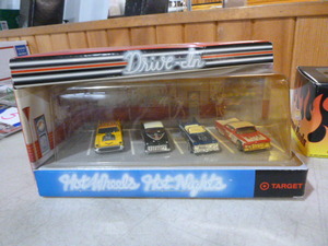 lot 62 image: 3 Packages of Hot Wheels
