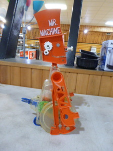 lot 68 image: Vintage Mr. Machine Whistling Robot