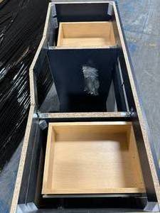 lot 40 image: HOME DECORATORS COLLECTION Clady 48 in. W x 19 in. D x 35 in. H Single Sink Bath Vanity - DAMAGED