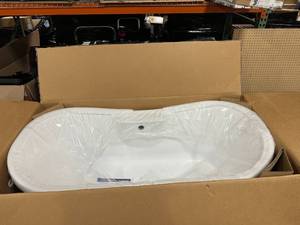 lot 1 image: STREAMLINE 68in x 34in x 27in Acrylic Clawfoot Soaking Bathtub