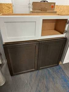 lot 86 image: HAMPTON BAY Lot of Kitchen Wall and Base Cabinets