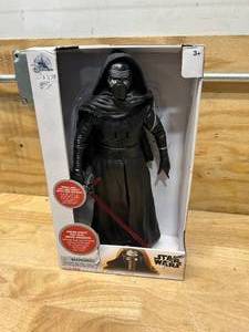 lot 128 image: STARS WARS Kylo Ren Talking Action Figure