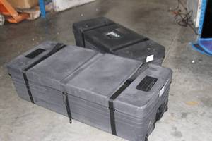 lot 20 image: Da-Lite 9x12 Fast Fold HUGE Video ProjectionProjector Screen with Drapery Kit & Truss System & Cases