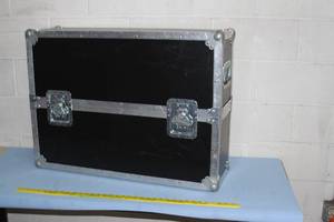 lot 33 image: Large Hard-Sided Heavy Duty Travel  Road  Shipping Touring Equipment Case