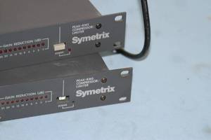lot 120 image: Lot of 2 - Symetrix 501 Peak  RMS Pro Audio Compressor  Limiter Controllers