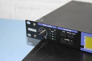 lot 126 image: Yamaha Rev500 and ProR3 Pro Audio Digital Reverberator LOT (2 Units)