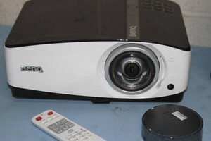 lot 130 image: BenQ MX822ST XGA 3500-Lumen Brightness 3D-Ready DLP HD Projection System  Projector