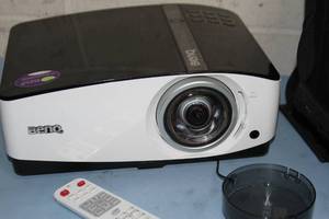lot 145 image: BenQ MX822ST XGA 3500-Lumen Brightness 3D-Ready DLP HD Projection System  Projector