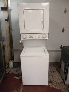 WHIRLPOOL STACK WASHER DRYER SET
