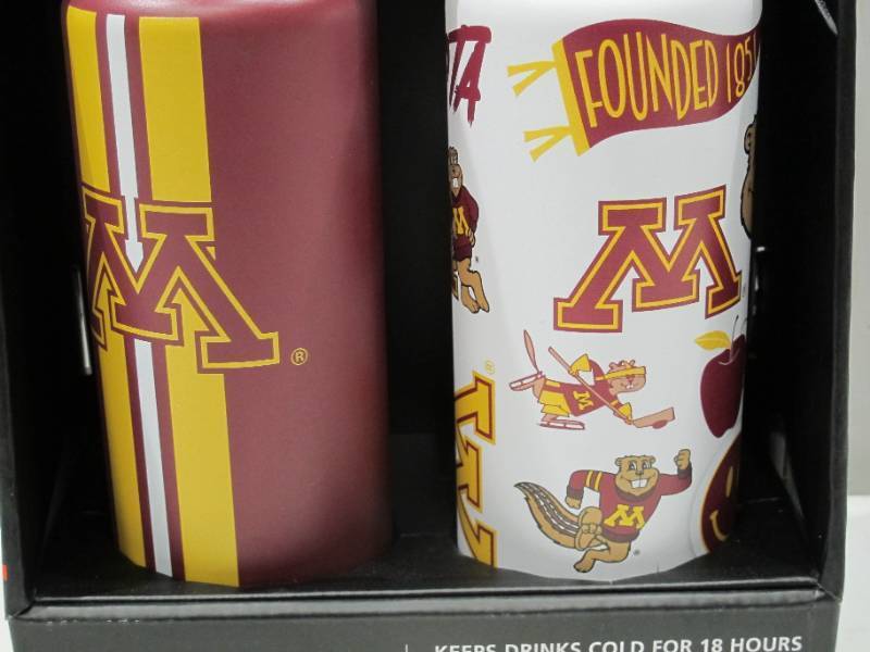 lot 231 image: NEW 2 Pack of Log Brands Officially Licensed NCAA 34oz Quencher Bottles - University of Minnesota