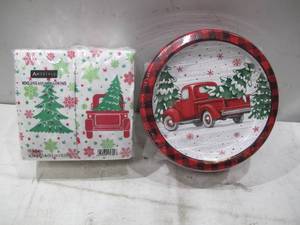 lot 208 image: NEW Winter Themed Plate and Napkin Set