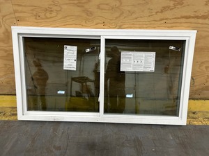 lot 16 image: SIMONTON 6100 Series Slider Window