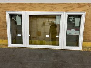 lot 18 image: SIMONTON 6500 Series Casement Window