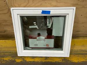 lot 44 image: SIMONTON 6500 Series Casement Window