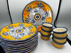 lot 6 image: Set of 10 MelmacMelamine Plates and 6 Ceramic Ramekins