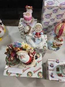 lot 73 image: Group of 6 Dreamsicles Figurines Inc Winters Flight