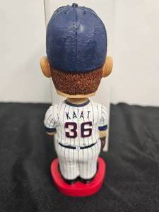 lot 32 image: Minnesota Twins Jim Kaat SGA Bobblehead Doll (B227)