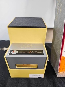 lot 102 image: Wolfgang Puck 12 Piece Garnishing Set NIP, VTG Ice Crusher Untested, Hamilton Beach Electric Knife Untested, 6 Self Sharpening Knives Set