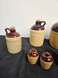 lot 220 image: 5 Stoneware Jugs of Various Sizes & Salt and Pepper Set