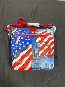 lot 280 image: Sharif Lady Liberty Purse NEW