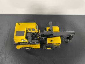 lot 245 image: VTG Toy Steel Tonka Backhoe 3931- A Load Loader 1210 Mighty Diesel